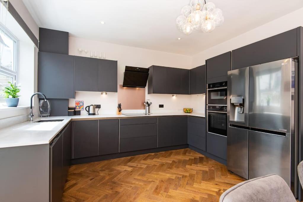 Villa Newly Renovated Victorian House With Free Parking Hove Exterior foto